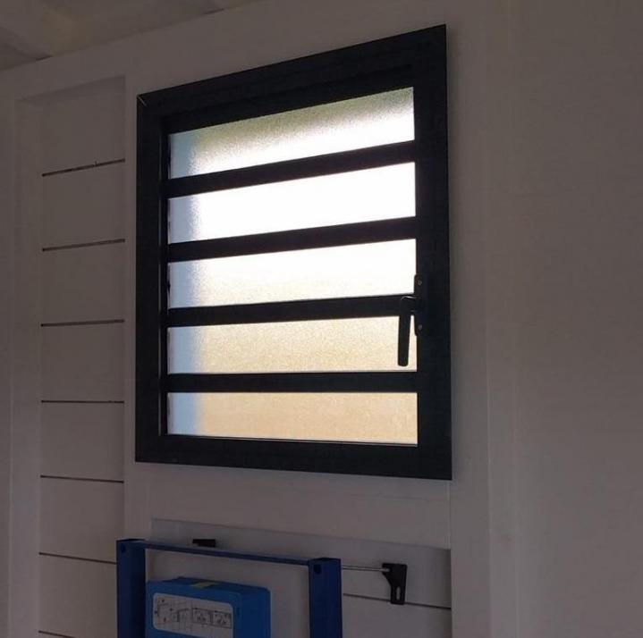 Fabrication et Installation Menuiseries Alu Le Marin